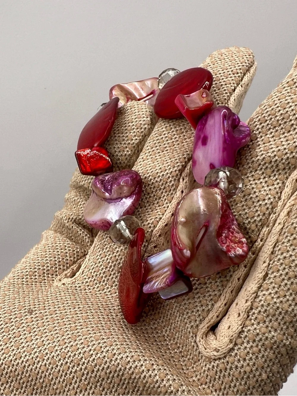 Vintage Pink Red Mother of Pearl Shell Nugget Stretch Bracelet